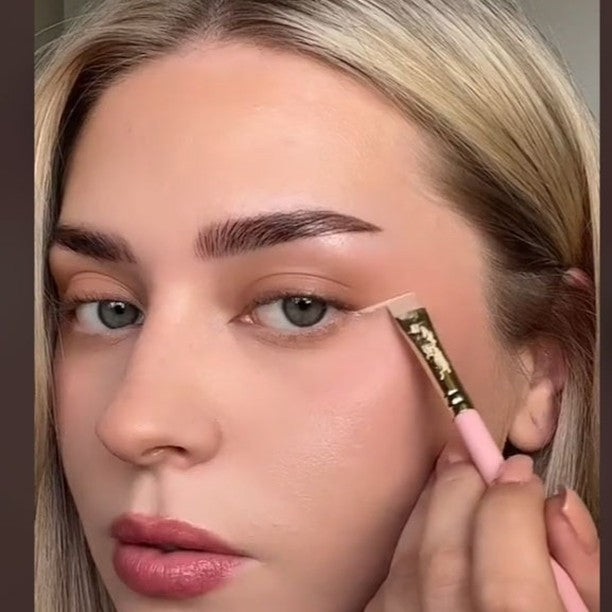 Effortless Start to Your Day: 5 Quick Morning Makeup Tips
