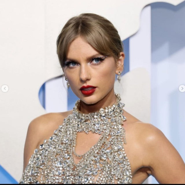 Taylor Swift at the VMAs 2022