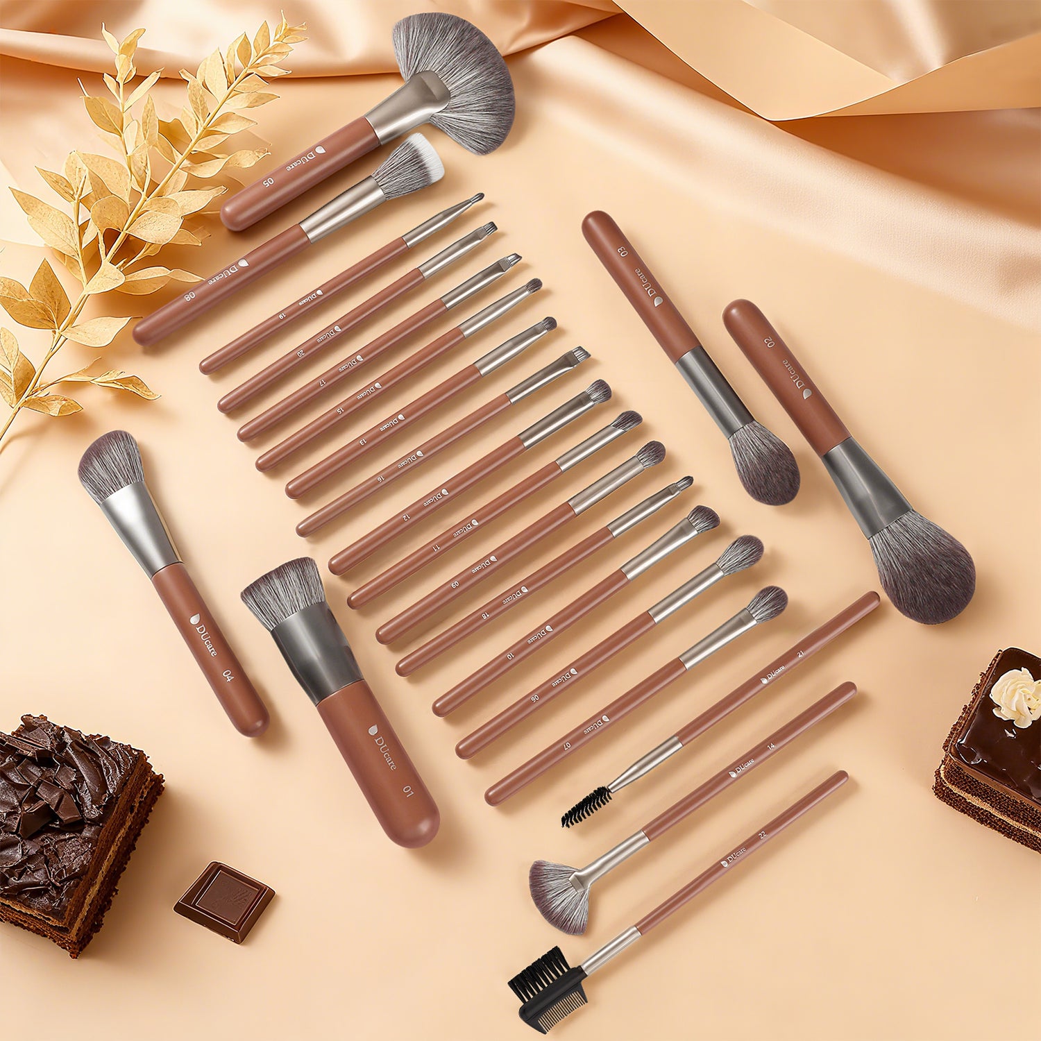 Chocolate Life 22-Piece Face & Eye Makeup Brush Set