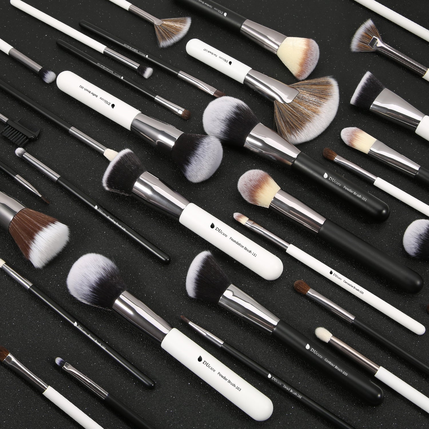 Panda Luxury Pro Artistry 31-Piece Face & Eye Brush Set