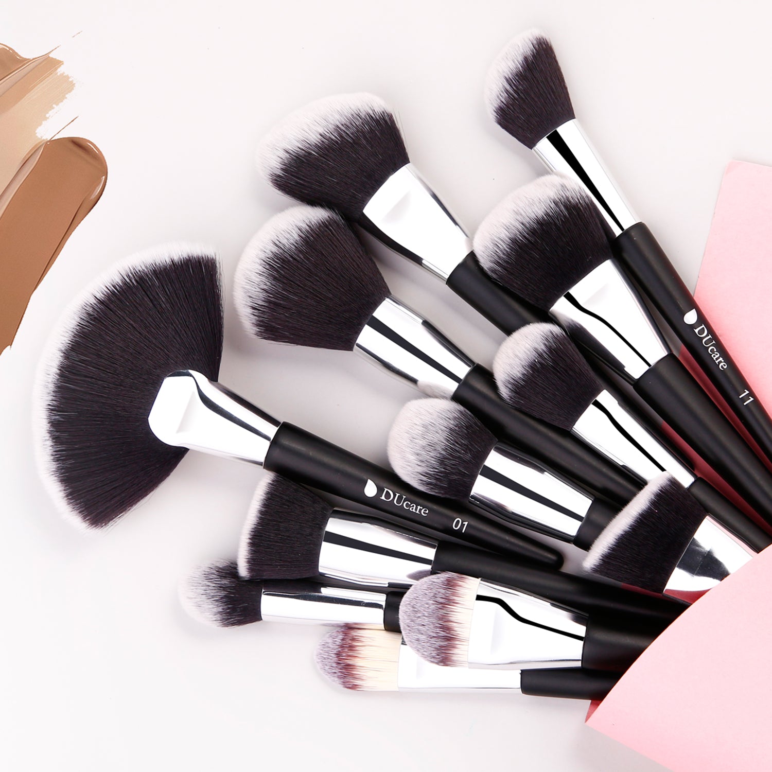 Panda Luxury Pro Artistry 31-Piece Face & Eye Brush Set