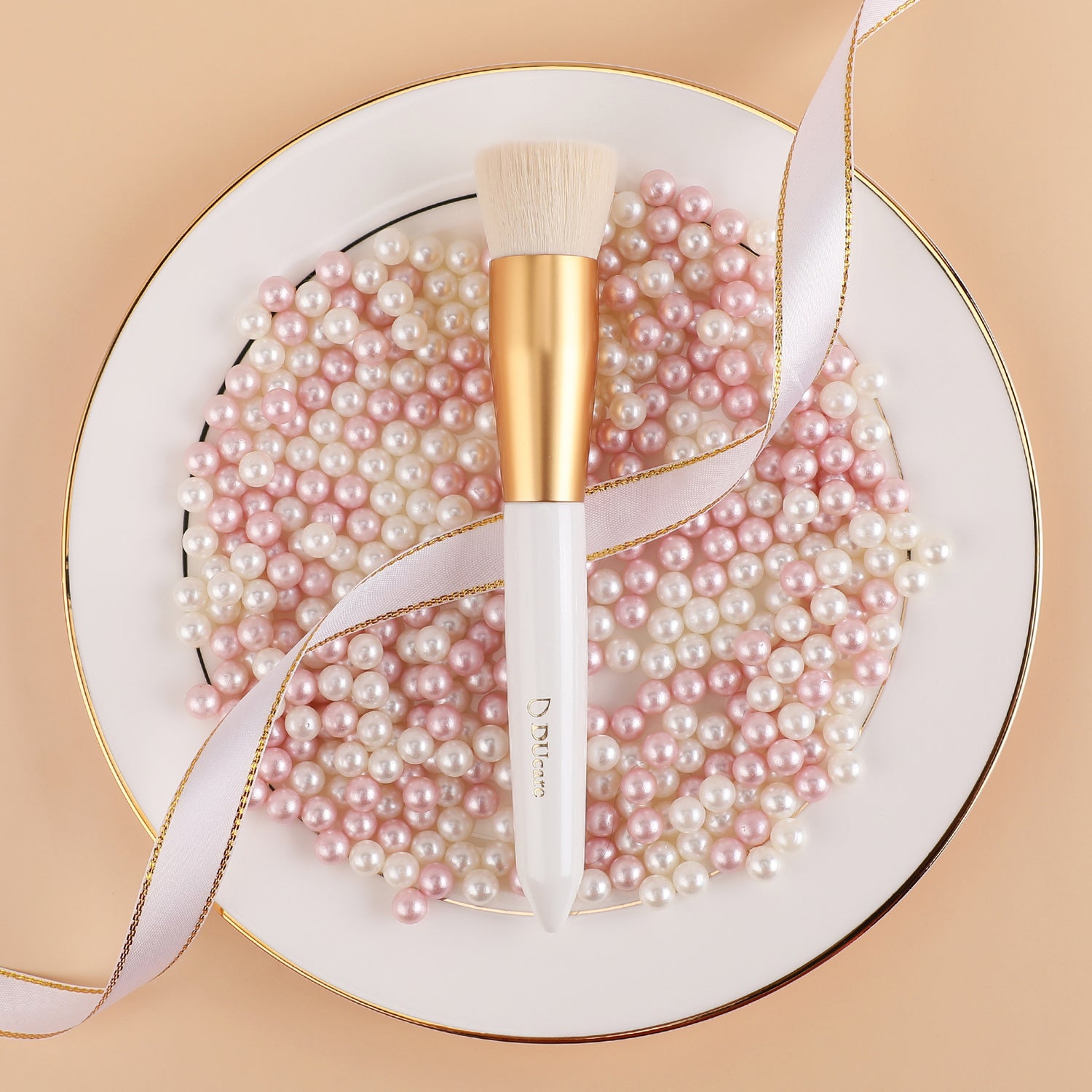 Platinum Foundation Brush