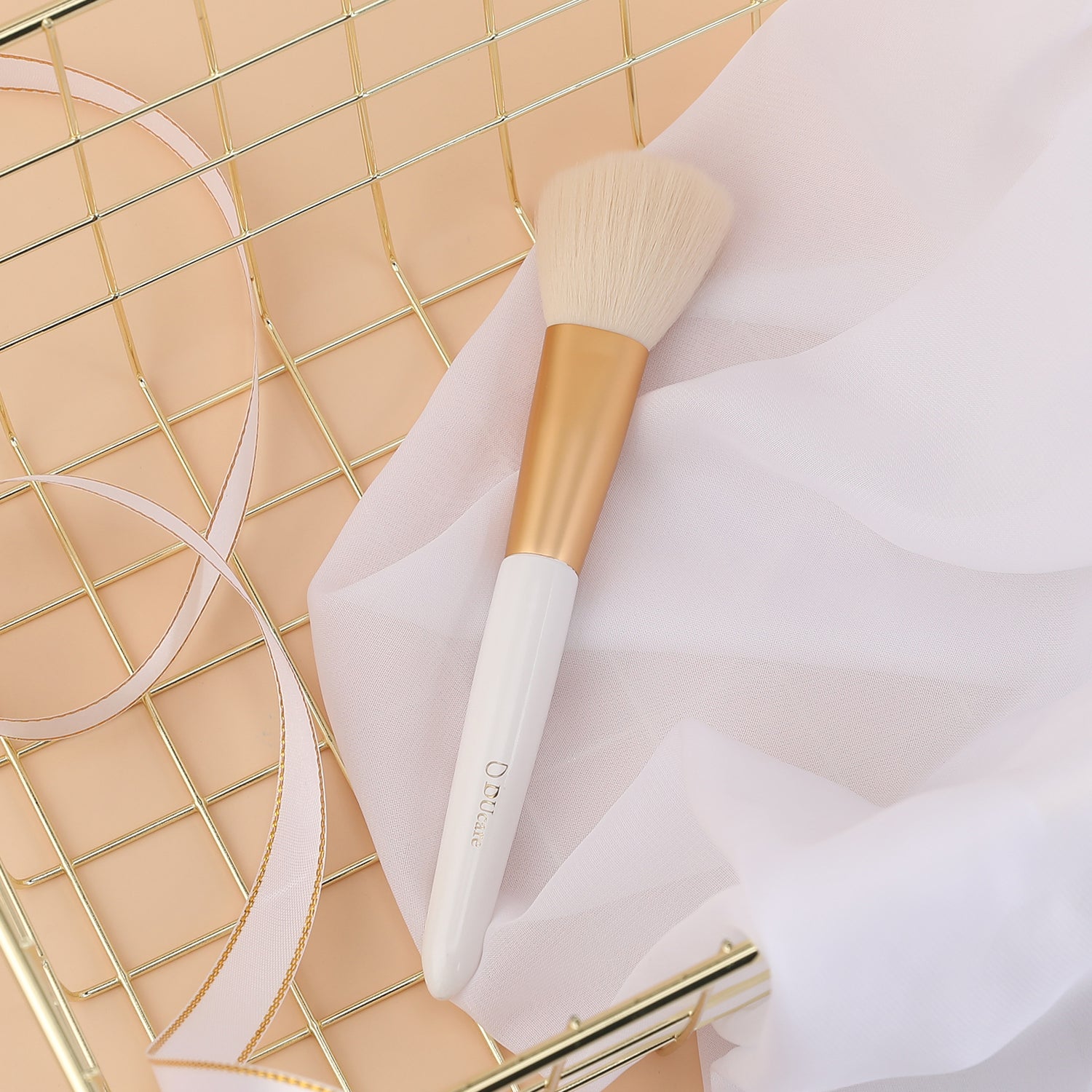 Platinum Blush Brush