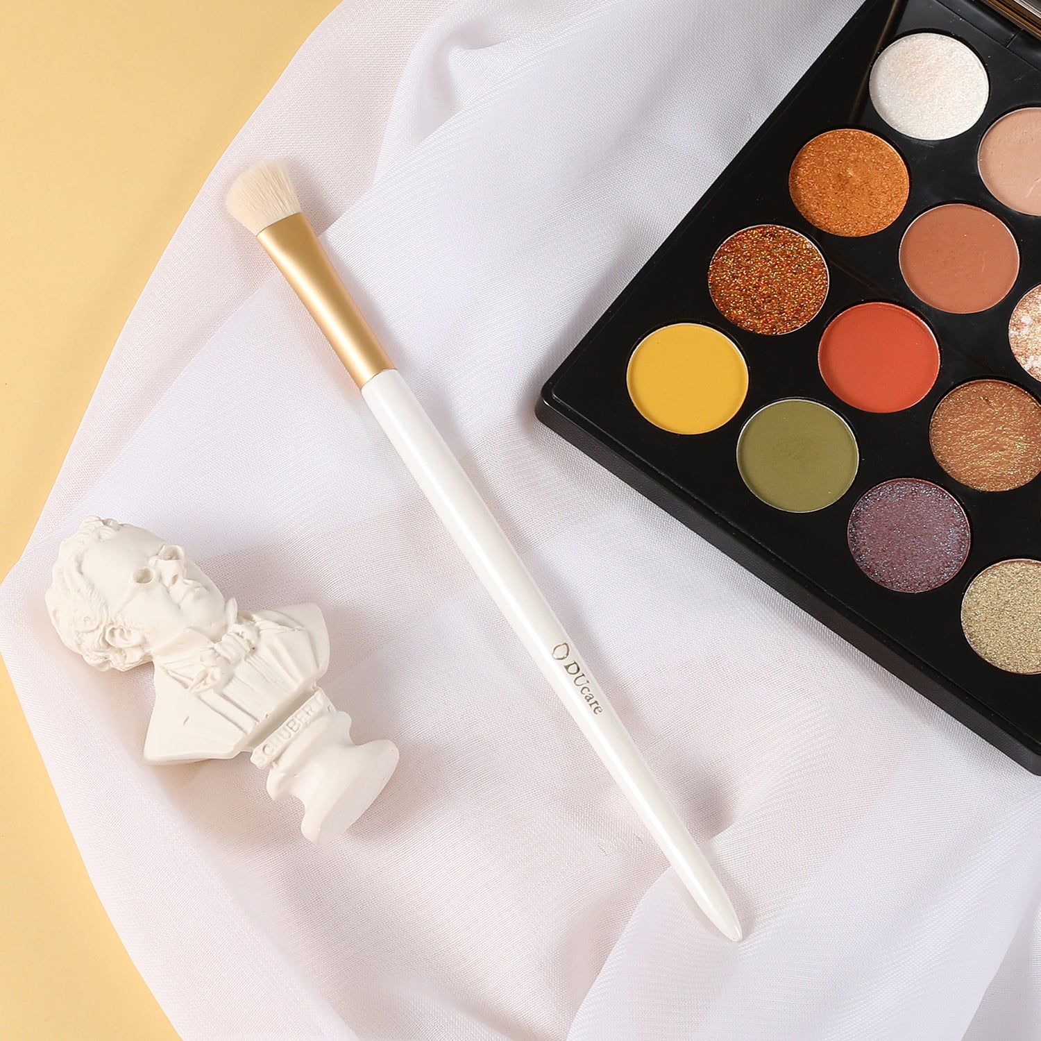 Platinum Nose Contour Brush