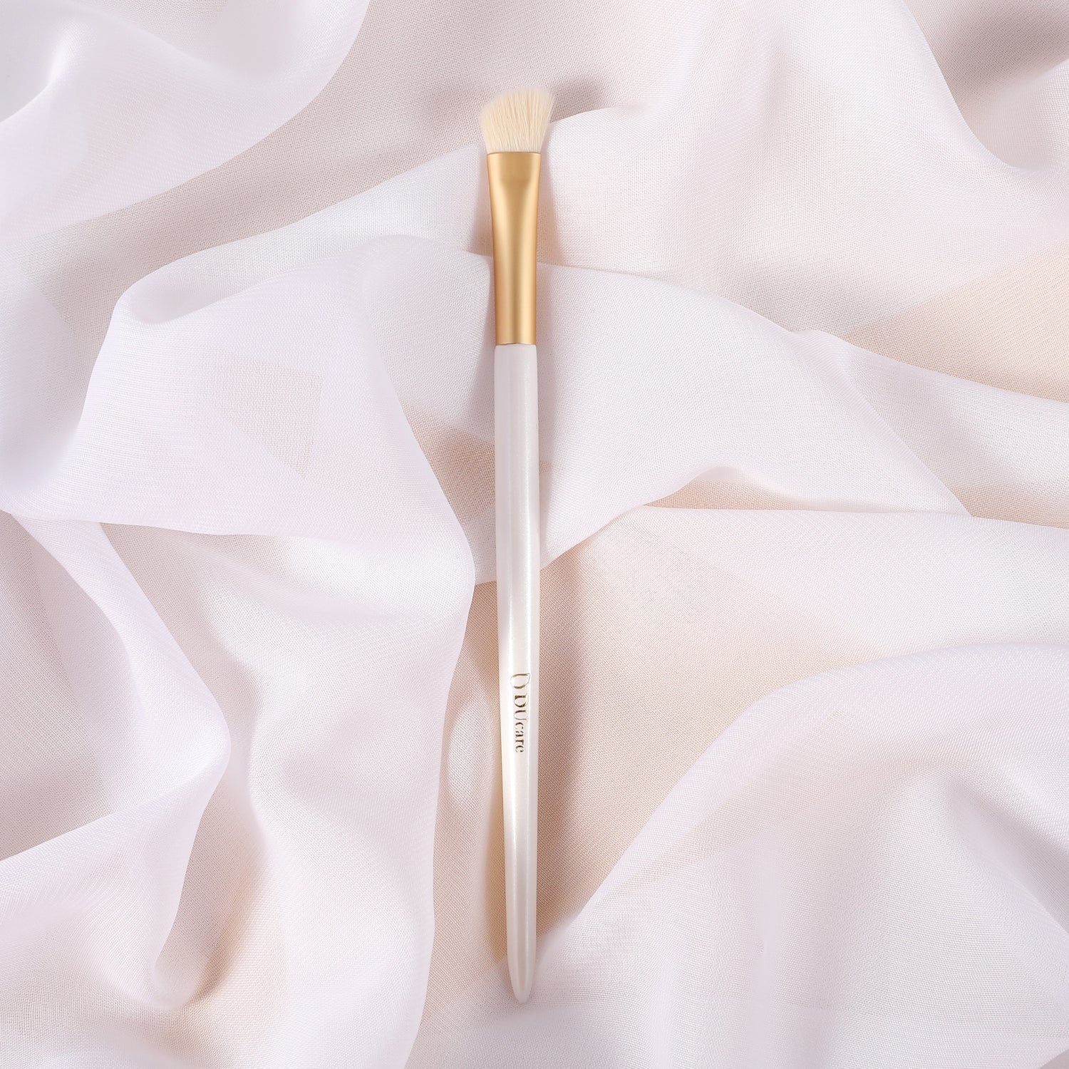 Platinum Nose Contour Brush