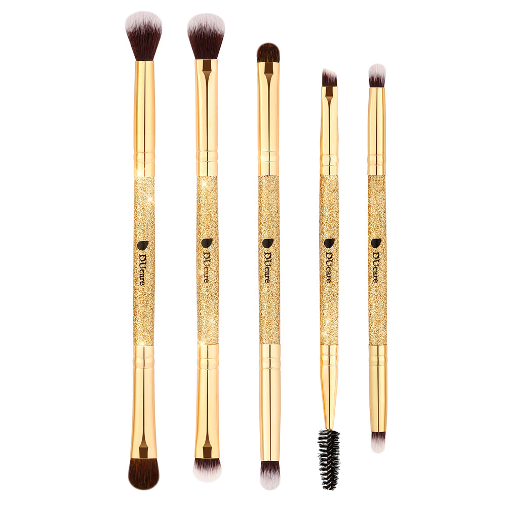 eyeshadow brush