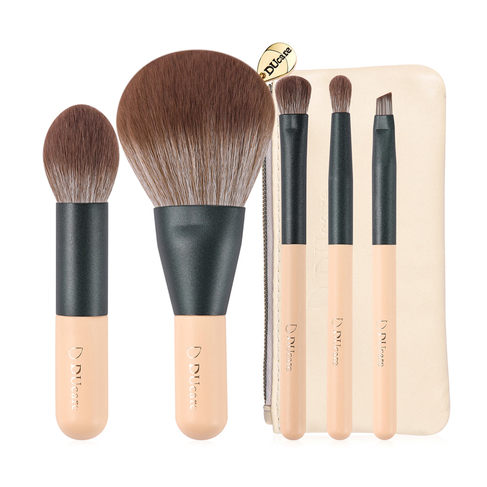 tapered-powder-brush