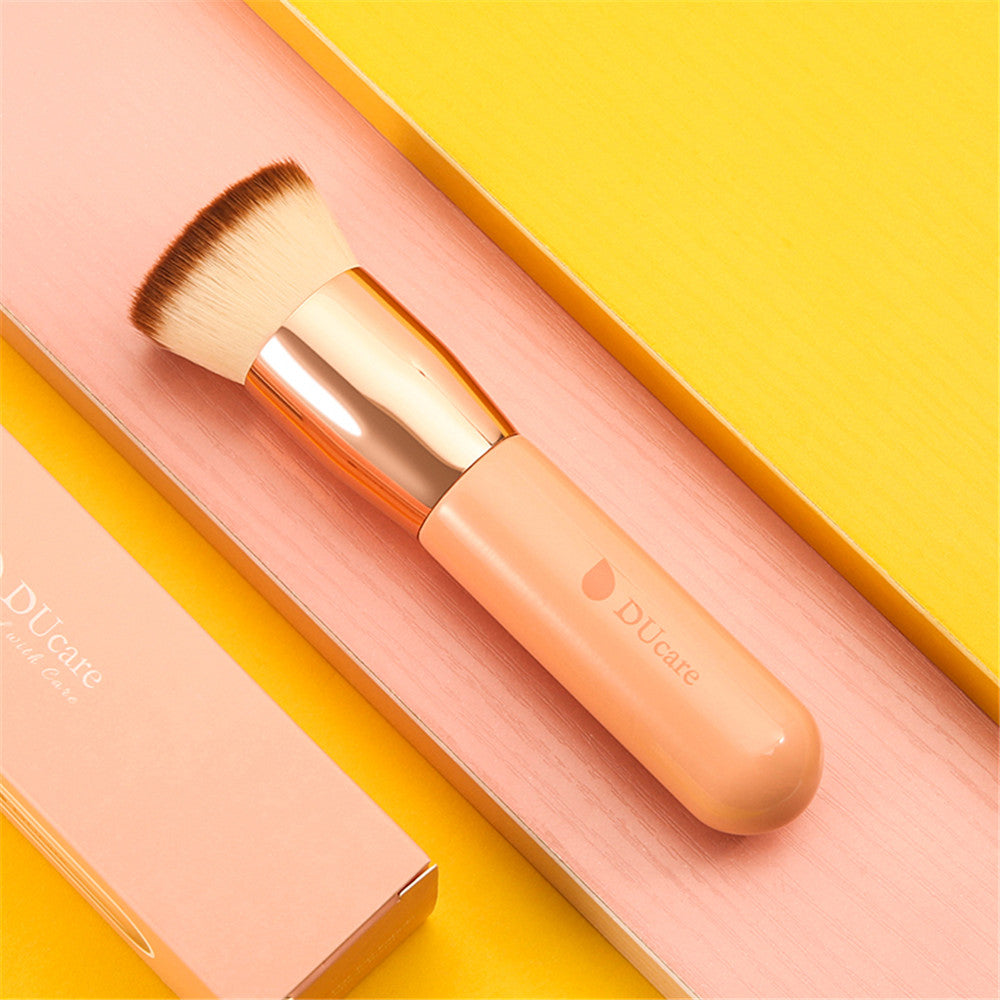 kabuki-foundation-brush