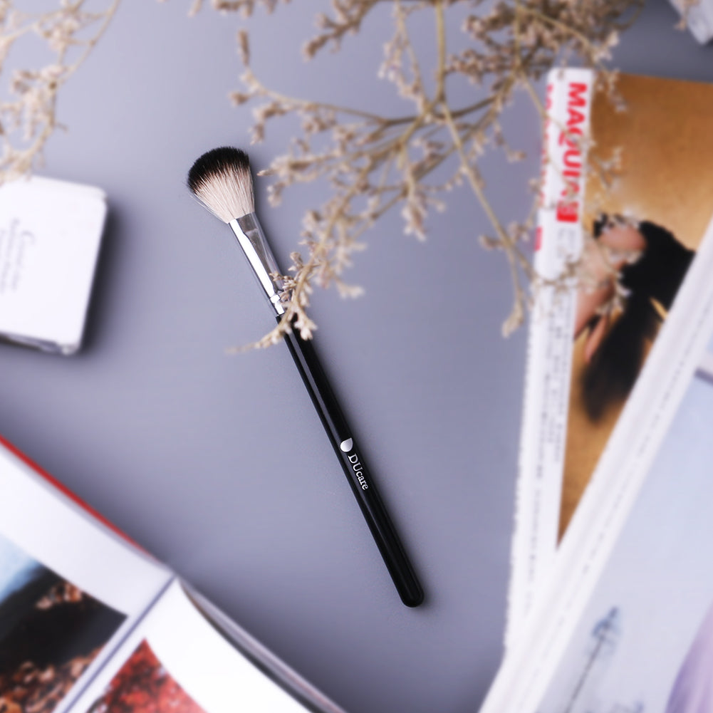 best-highlighter-brush